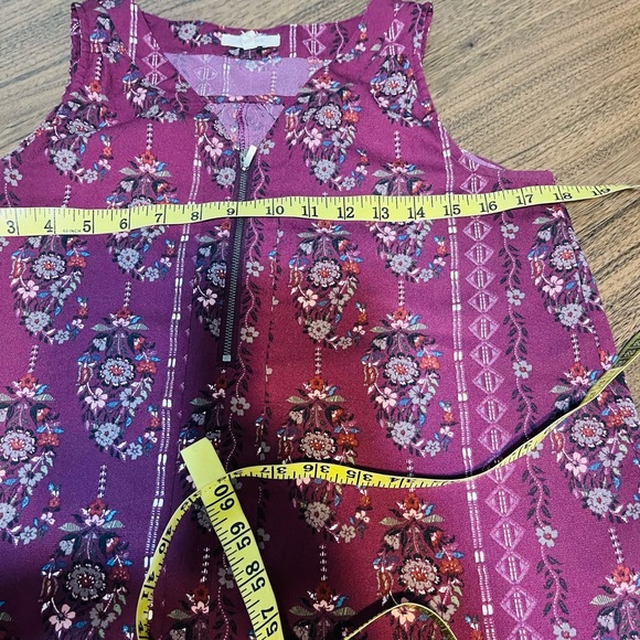 Maurices Burgundy Patterned Sleeveless Blouse - Picture 5 of 5
